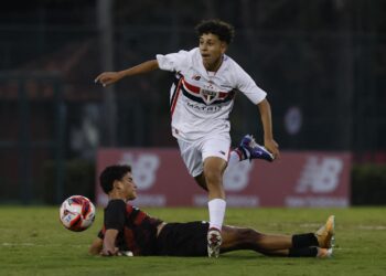 Em Cotia, Sub-17 empata na estreia do Campeonato Brasileiro 