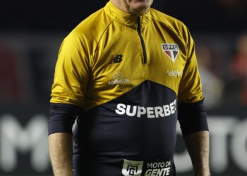 Dorival Júnior avalia duelo com o Boston River-URU e projeta sequência da temporada