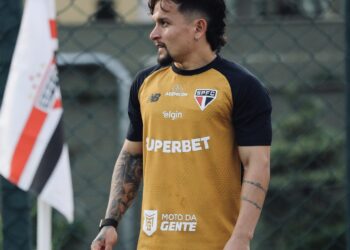 São Paulo conclui preparação para duelo com o Boston River