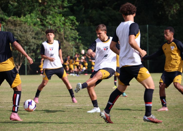 Sub-15 e Sub-17 intensificam treinos no feriado